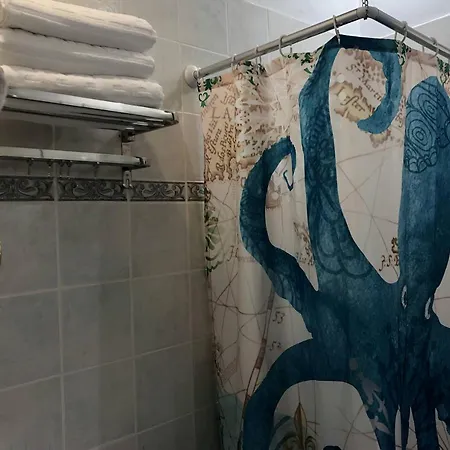 Entire Private House Close To The Port 卡尔帕索斯